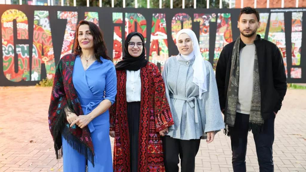 Fatena-al-Ghurra-Mona-Musaddar-Doha-al-Kahlut-Mohamed-Wadah-Abujami-presentación-de-Gaza-poemas-contra-el-genocidio